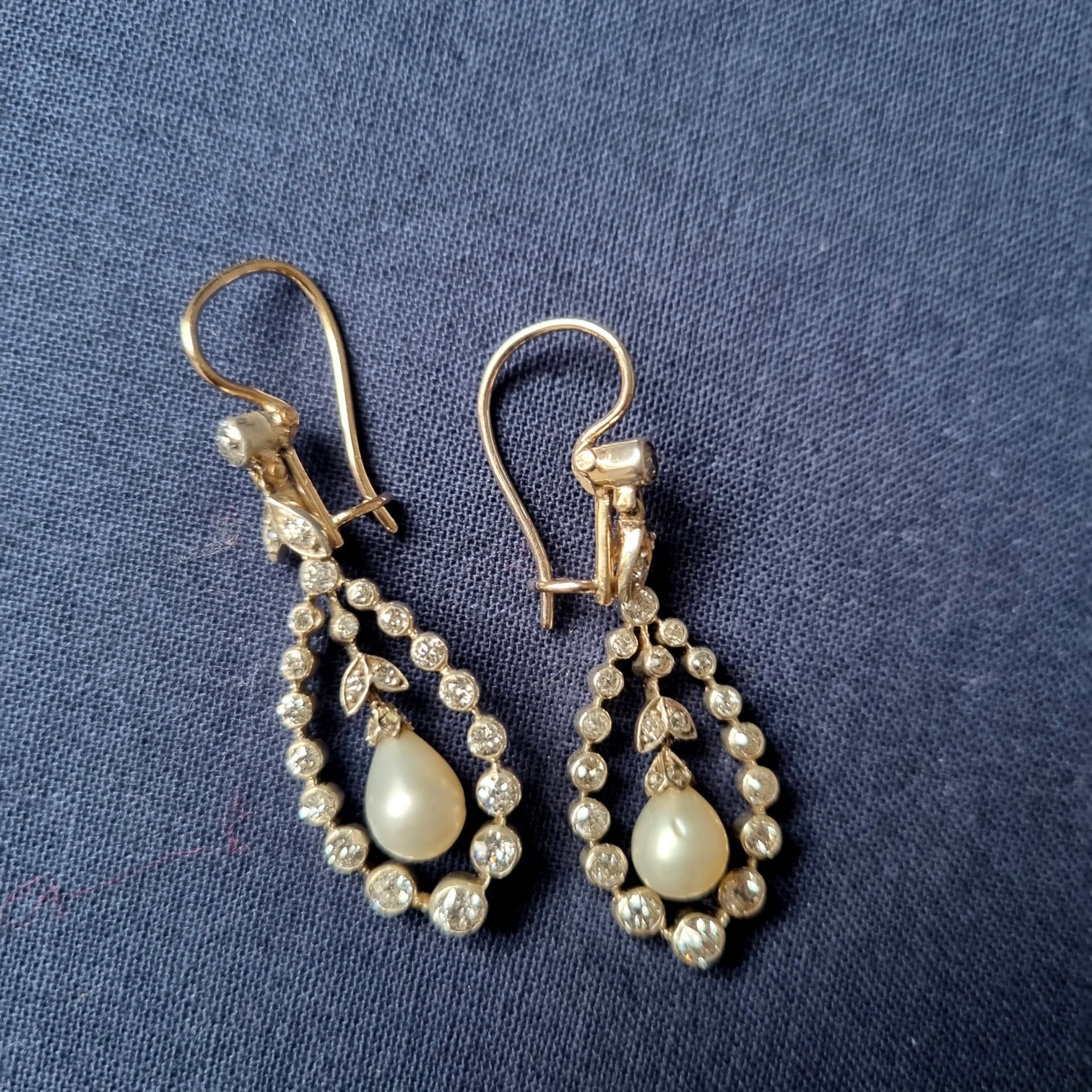 A pair of Pearl & Diamond Drop Earrings
